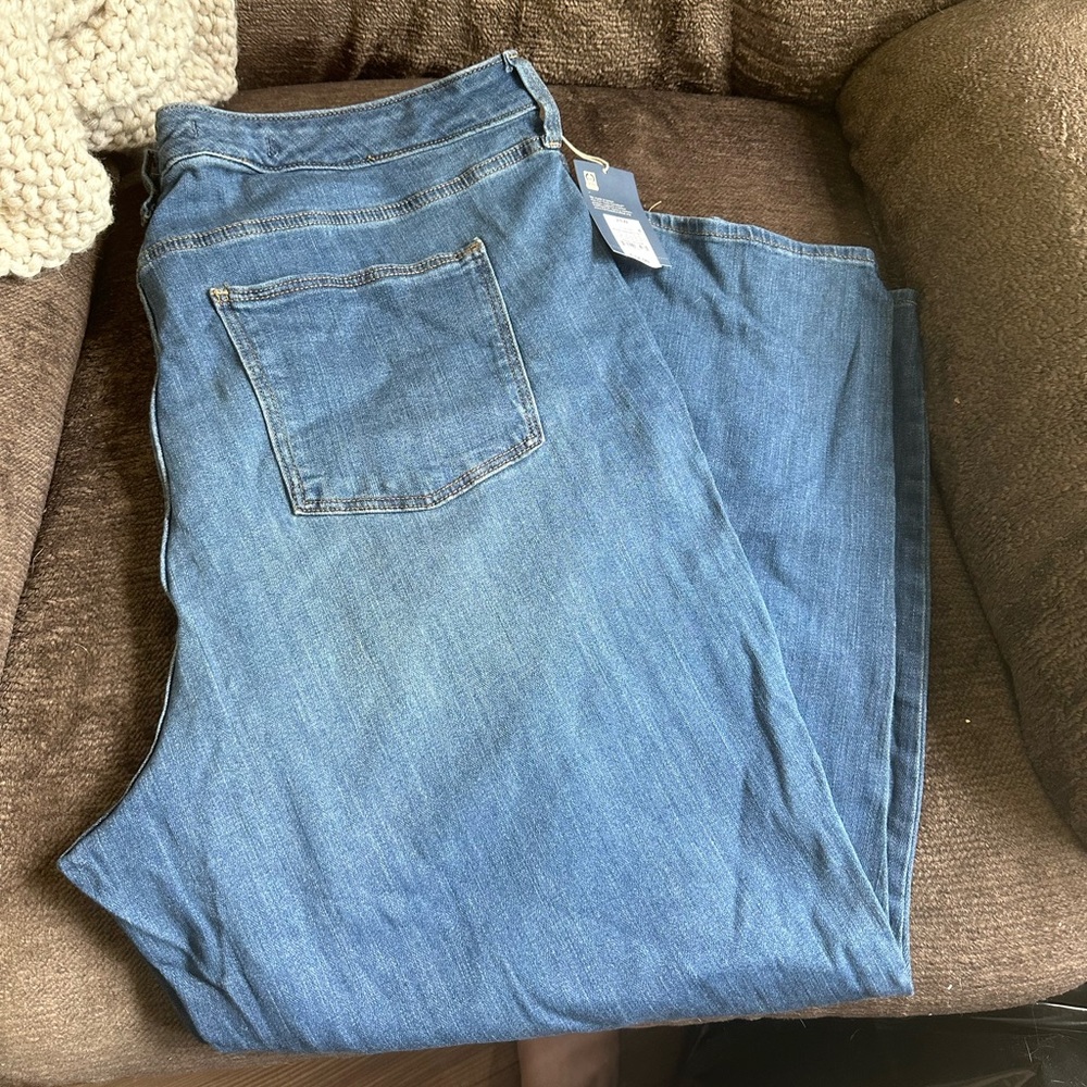Universal Thread Sz 24W NWT high rise slim straight vintage stretch